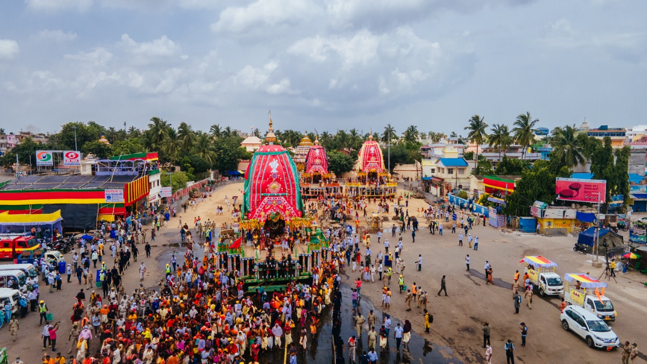 Bahuda Yatra: Lord Jagannath andSiblings Begin Their Return Home