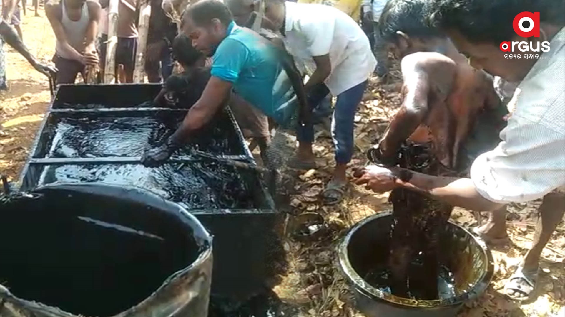 Three minors critical after falling into molten tar container in Keonjhar