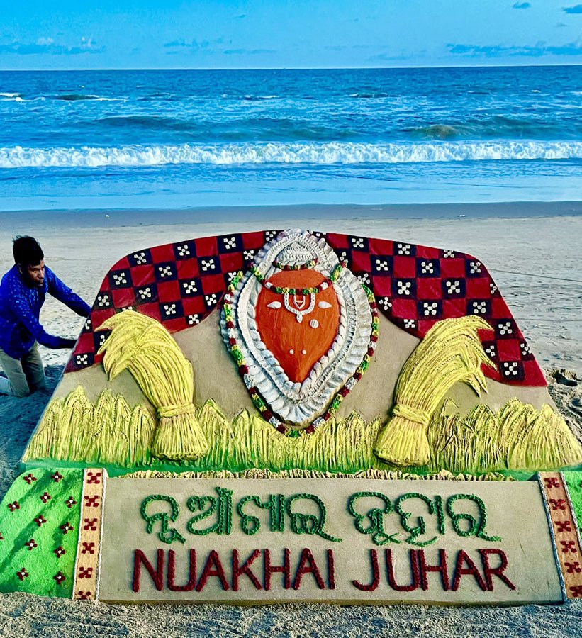 Prez, PM, Naveen Patnaik greet people on Nuakhai
