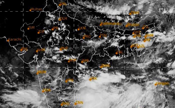 IMD Issued Yellow Warning For Heavy Rainfall 