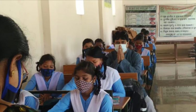 Odisha to follow the Delhi model to reform government-run schools