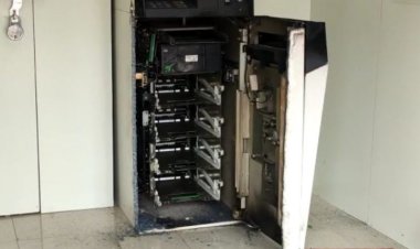 Miscreants break into SBI ATM, steal over Rs 10 lakh cash