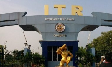 Honey-trapped by Pak agent, ITR officer arrested for leaking defence info