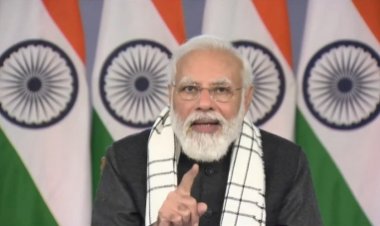 Swachh Bharat Mission empowers the lives of our poor mothers and sisters: PM