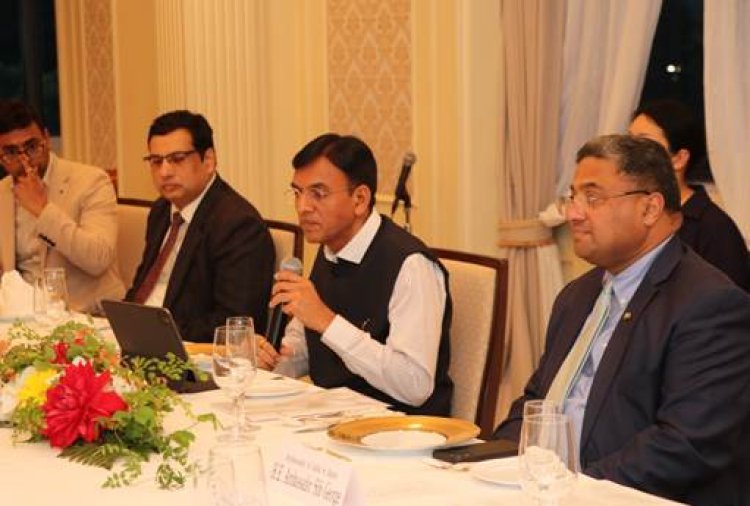 Mansukh Mandaviya interacts with representatives of Japanese Medical Devices Companies