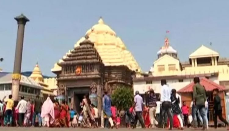 3-hour delay in Shreemandir opening pains devotees