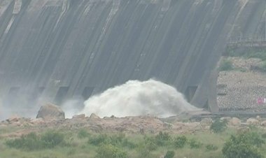 Hirakud Dam opens four more sluice gates