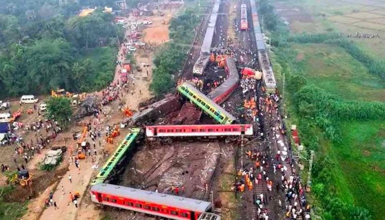 Odisha triple Mishap: 7 Railway staff including Bahanaga Railway station master suspended