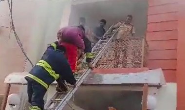 Fire engulfs building in Bhubaneswar; 3 residents rescued safely