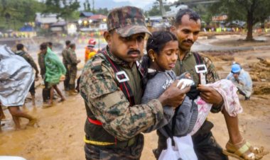 Wayanad landslides: death toll exceeds 200; Rahul and Priyanka en route to visit relief camps; Kerala CM Pinarayi Vijayan arrives in Wayanad